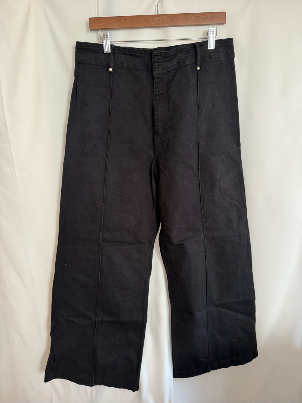 Zara Black Wide-Leg Jeans